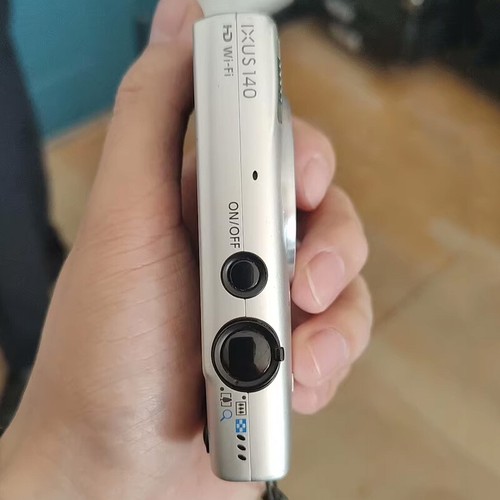 Canon PowerShot IXUS 140 Silver 16.0MP 8x Optical Zoom Digital Camera -85%New - Picture 4 of 9