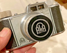Akarette II vintage German 35mm film camera by Apparate & Kamerabau GmbH