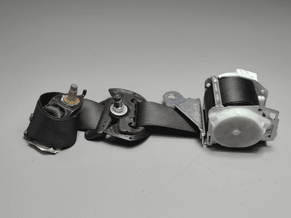 Оригинальный задний 2-рядный натяжитель ремня безопасности со стороны пассажира для Acura MDX 2014-2020 годов выпуска - Изображение 3 из 4