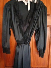 BRIDAL VINTAGE SARA BETH Black Satin PEIGNOIR NIGHTGOWN SET Sm/med HOLLYWOOD