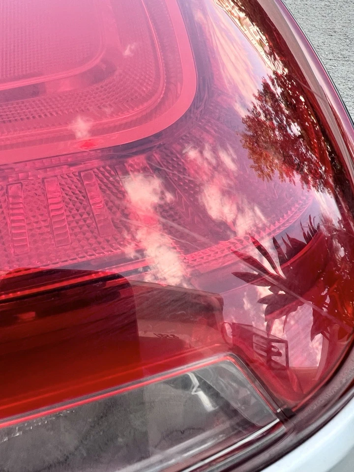 Fiat 500x 2016-2018 pasajero conjunto de luces traseras LED derecha OEM 51937412 Foto 4 de 4