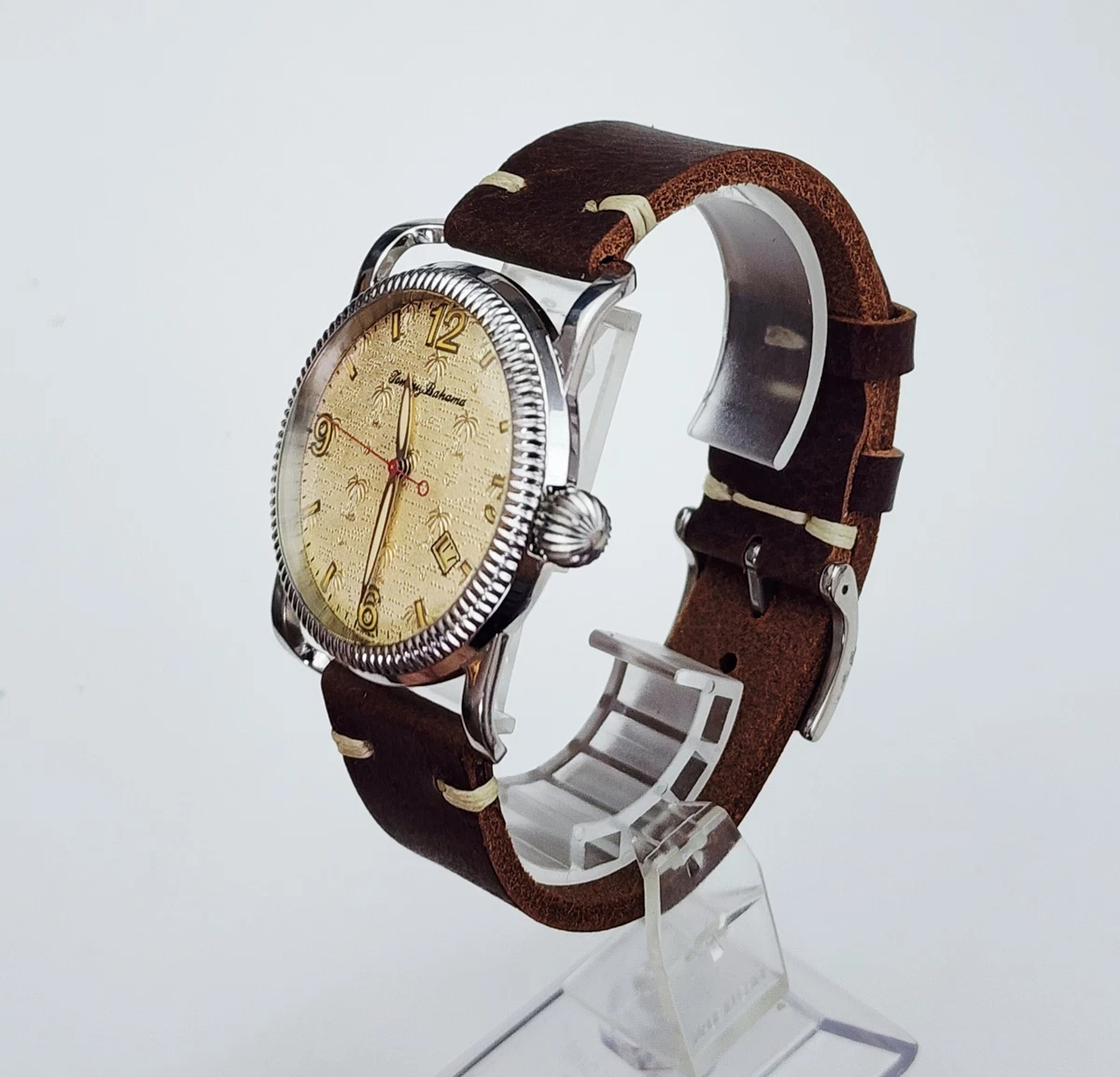 Tommy Bahama 268969SLV Men\'s Green Analog 5ATM Watch Brown Leather Strap Band Tommy Bahama Leather Wristwatches for sale | eBay main image 3