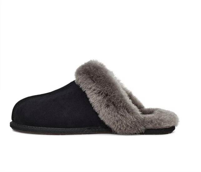 Бестселлер UGG Scuffette II замшевые тапочки - черный/серый новый с коробкой - Изображение 4 из 4