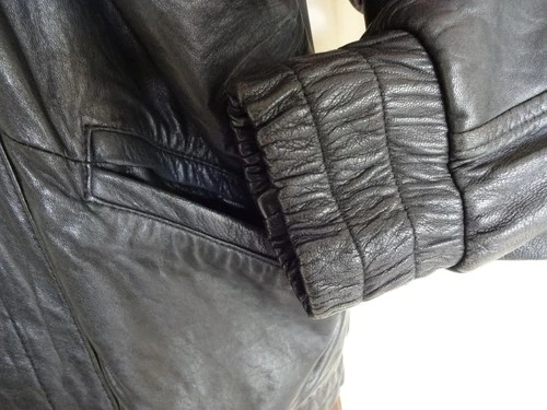 VINTAGE ANDREW MARC BLACK LEATHER THICK GENUINE FUR LINED/COLLAR BOMBER JACKET S image 4