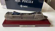 MODELLINO NAVE DA CROCIERA  MSC POESIA METALLO BASE LEGNO CON SCATOLA ORIGINALE