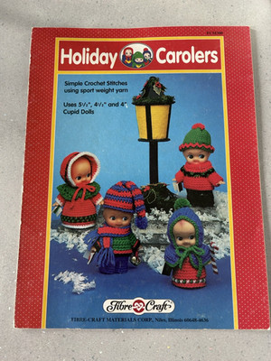 WEIHNACHTEN GEHÄKELT AMOR PUPPE MUSTER Holiday Carolers Fibre Craft FCM300 1992
