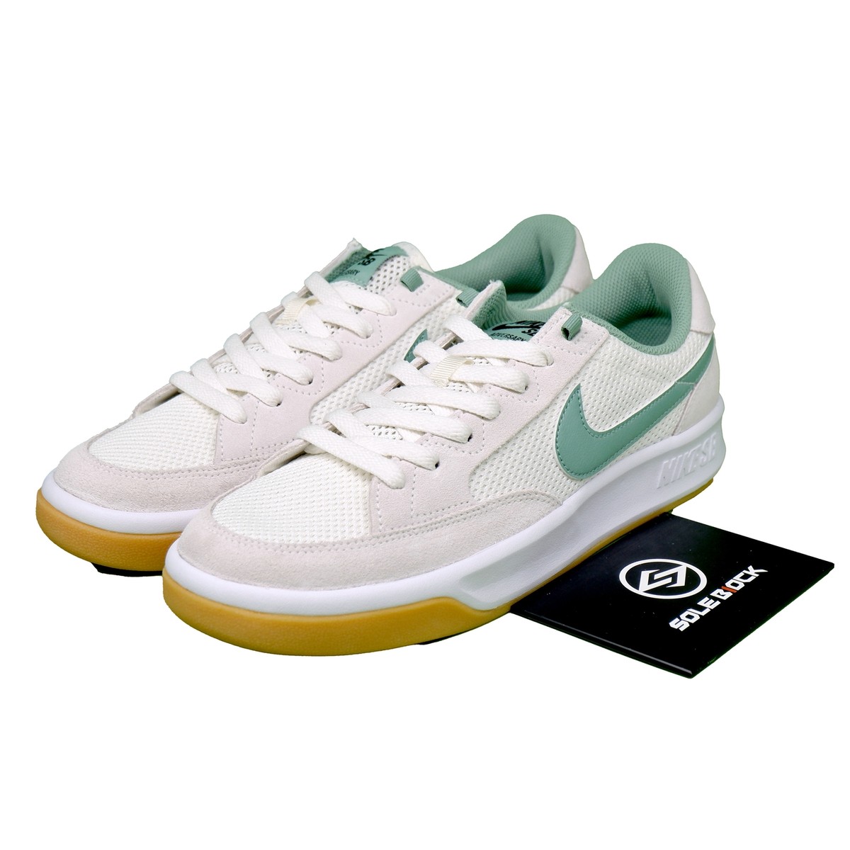 Nike sb adversary green