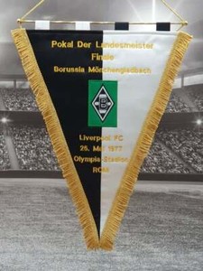 Fanion Brodé Liverpool FC Vs Borussia Monchengladbach 1977 - Football Vintage