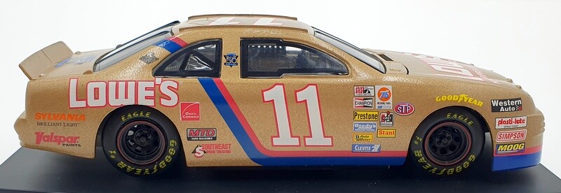 Revell 1/24 Scale 3905 - Stock Car Ford #11 B.Bodine Nascar - Yellow