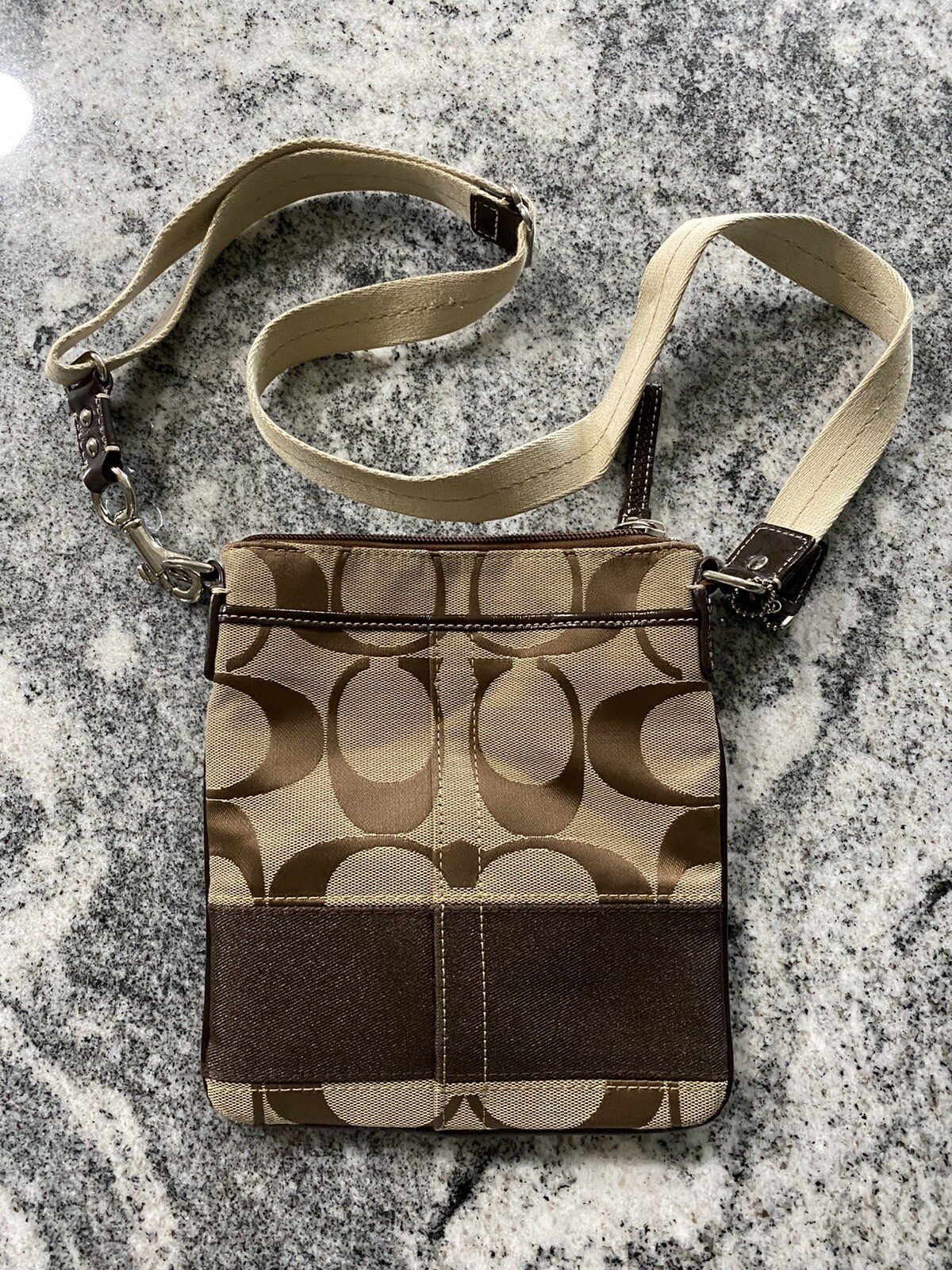 COACH small brown crossbody Gem