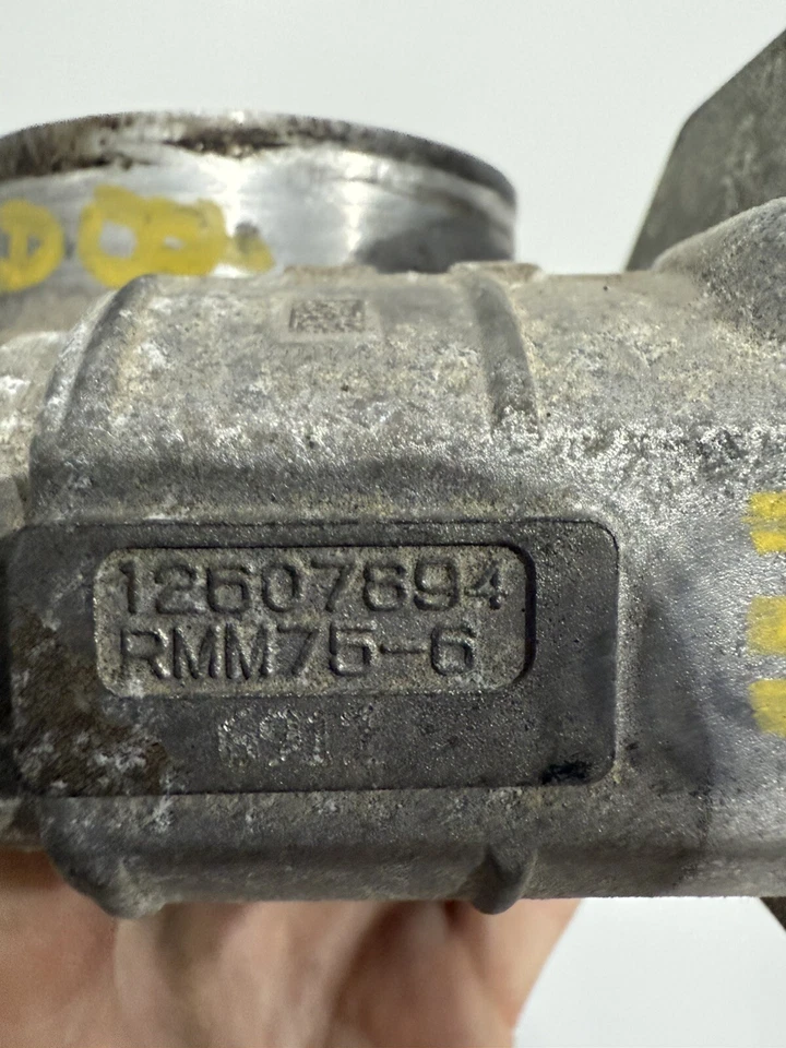 Conjunto de carrocería del acelerador Buick Lacrosse Lucerna Grand Prix 2005-2009 3,8 L 12607894 Foto 4 de 4