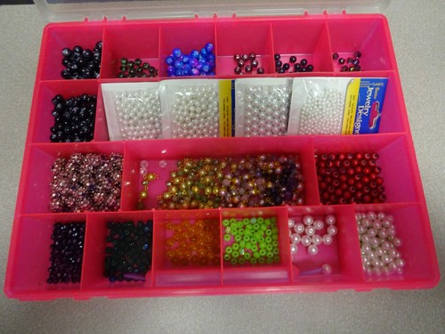 Quality Bead Beading DIY Kit Bracelets Jewelry Craft Project approx 14 x 10 x 2"