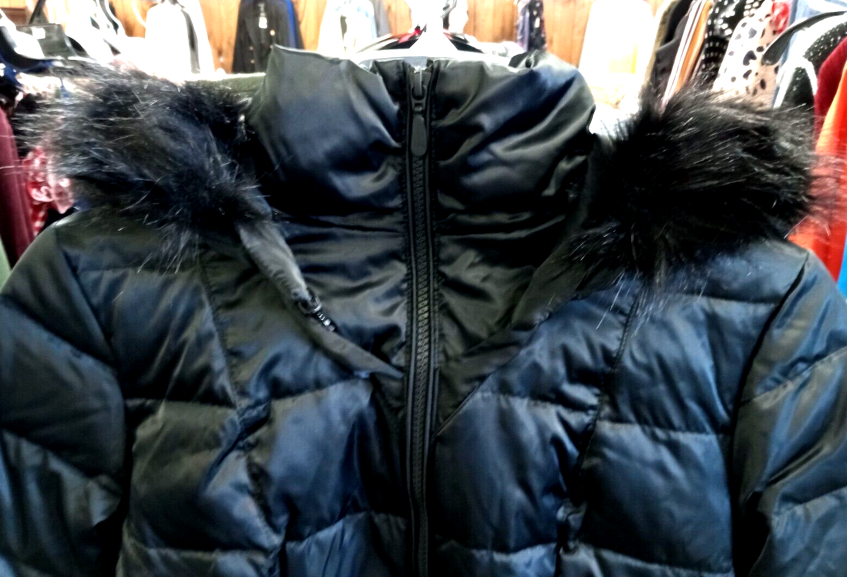 1 Madison Luxe Outerwear Detachable Hood Black Quilted Coat 1 Madison Luxe Outerwear Detachable Hood Black Quilted Coat