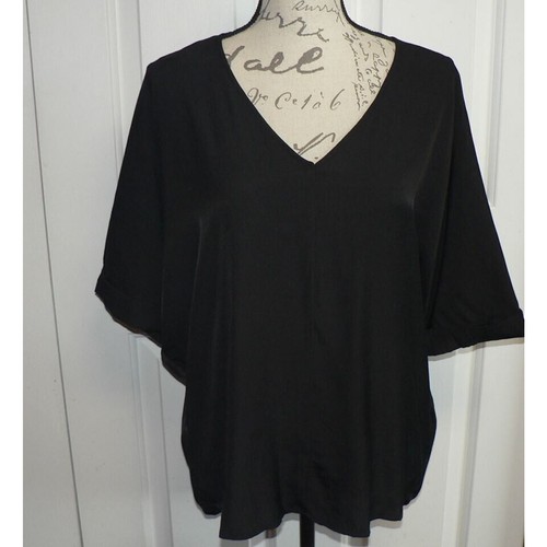 Mustard Seed Women's V-neck Dolman Short Cuffed Sleeve Top in Black Small $64 - Picture 2 of 4
