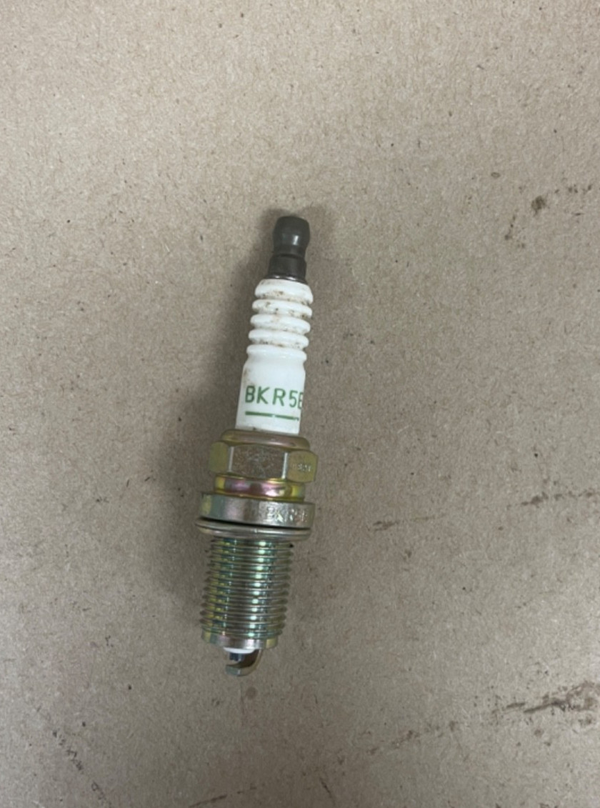 New NGK BKR5E Spark Plug