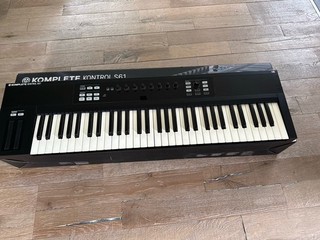 Native Instruments Komplete Kontrol S61 MK1