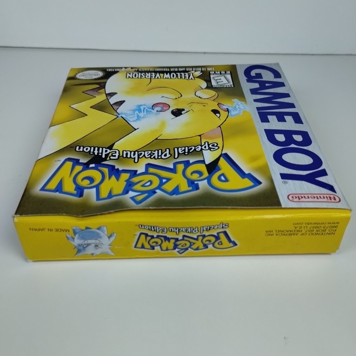 Pokémon Yellow Version (Nintendo Game Boy) CIB 1st Print - Tested
