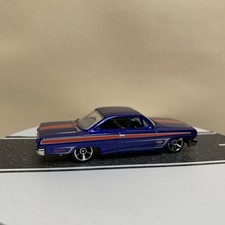 2012 Hot Wheels 103 Muscle Mania GM 3/10 '62 Chevy Blue/Red w/Chrome MC5 NM