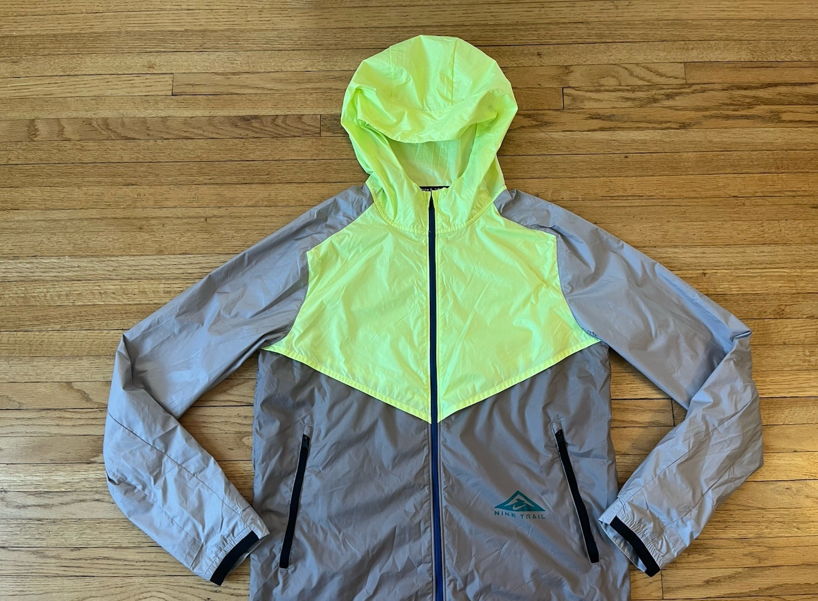 Nike Shield Trail Running Jacket Windbreaker Mens… - image 3