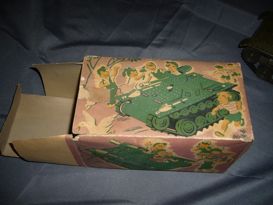 Tank Tchad Joustra en boîte (pelles présentes) 10 / 700 jouet ancien - Photo 2/4
