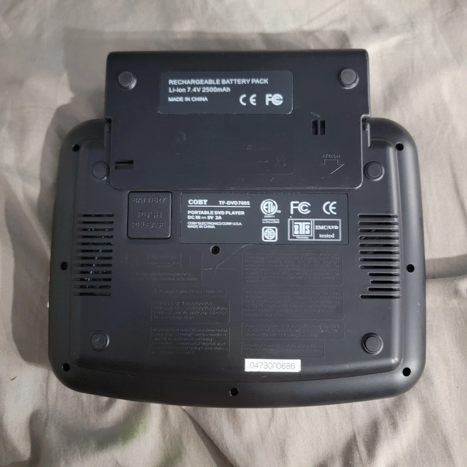 Coby TF-DVD7005 Portable DVD Player 7" Works Portable DVD Player Wide-screen - Image 3 of 4