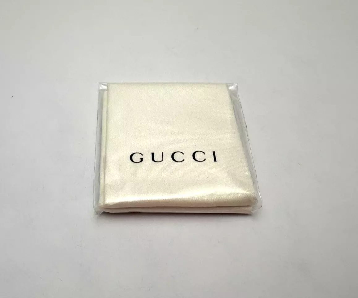 Gucci Chiffon de nettoyage pour lunettes de soleil en microfibre   6