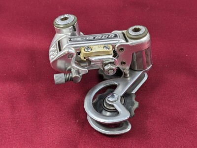 Ancien Dérailleur Arrière Shimano 600 (cage Courte) - Alu - 6 Vitesses - Années 70 (70 A6)