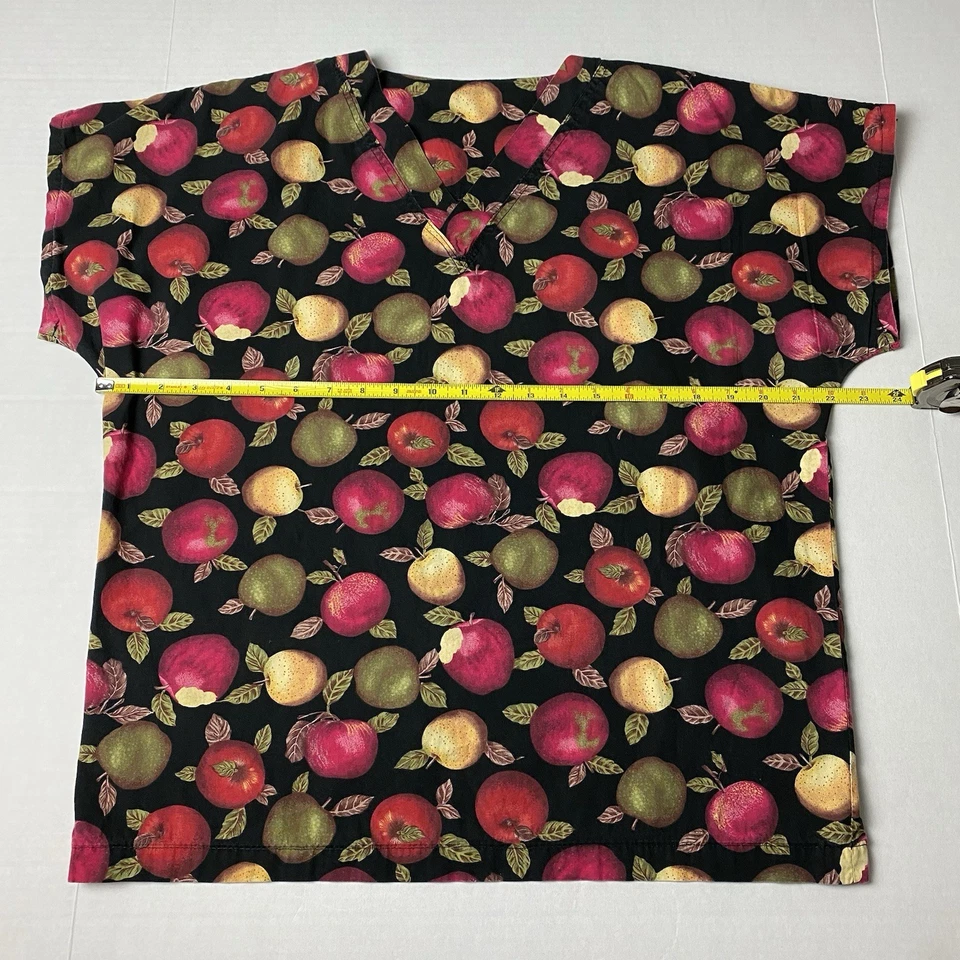 Handmade Scrub Top Size Medium (Estimated) Black Apple Apples Fall Harvest Print - Image 4 of 4