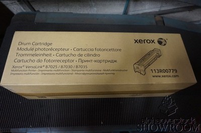 New Sealed Genuine OEM Xerox 113R00779 Drum Cartridge VersaLink B7025 113R779
