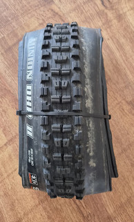 Maxxis Minion DHR II 26x2.3 EXO TR Tyre.
