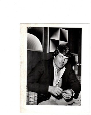 CHRISTOPHER REEVE 1983 ORIG  8X11 DELUXE LC45719