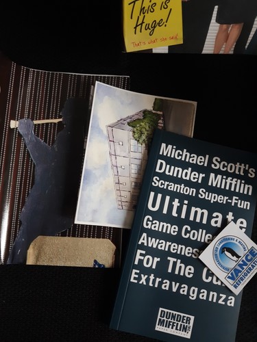 The Office Kit This is Huge That's What She Said 2011 Gift Box Dunder Mifflin Co - Picture 2 of 4