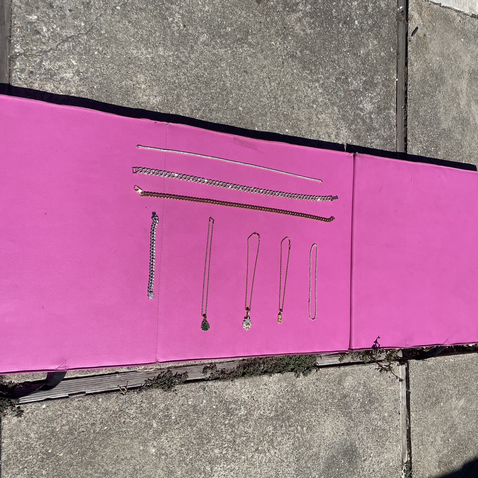 Chains/Rope Chains/bracelets/pendants - image 1