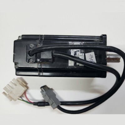       OMRON R88M-W40030H-S1 - AC SERVOMOTOR - YASKAWA R88M W40030H S1