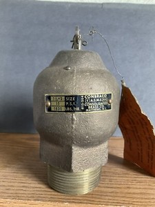 Conbraco 13-204 Brass Relief Valve 1 1/2” X  2”  1800 LBS/HR  15 P.S.I