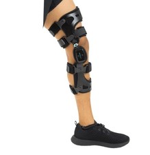 Knee Brace Right Medium