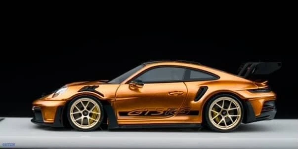 1:64 FUELME Porsche 911 GT3 RS NORDIC GOLD - Immagine 4 di 4