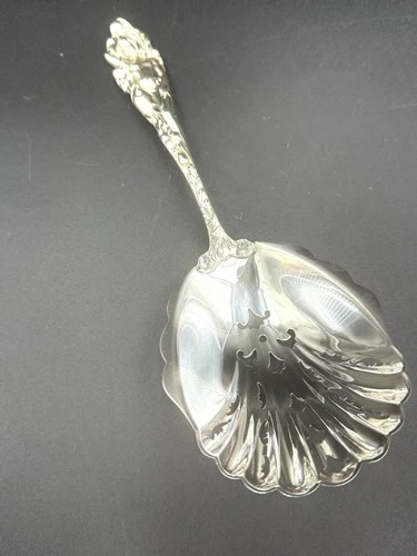 LOVE DISARMED REED & BARTON STERLING SILVER CRACKER SCOOP 8 3/4 INCHES NO MONO