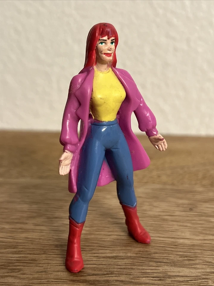 Mary Jane Watson Spider-Man 3.3” Action Figure Vntg 1996 Plastic Toy - Image 2 of 4