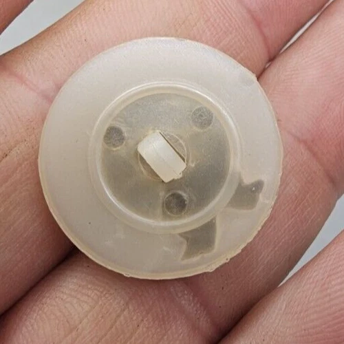 Button Embellishments Lady's Fancy Hat White Lot (5) - Image 3 of 4