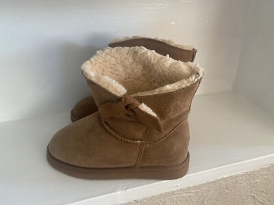 BEARPAW Short Boots Casual Youth Size 3M Brown Fur