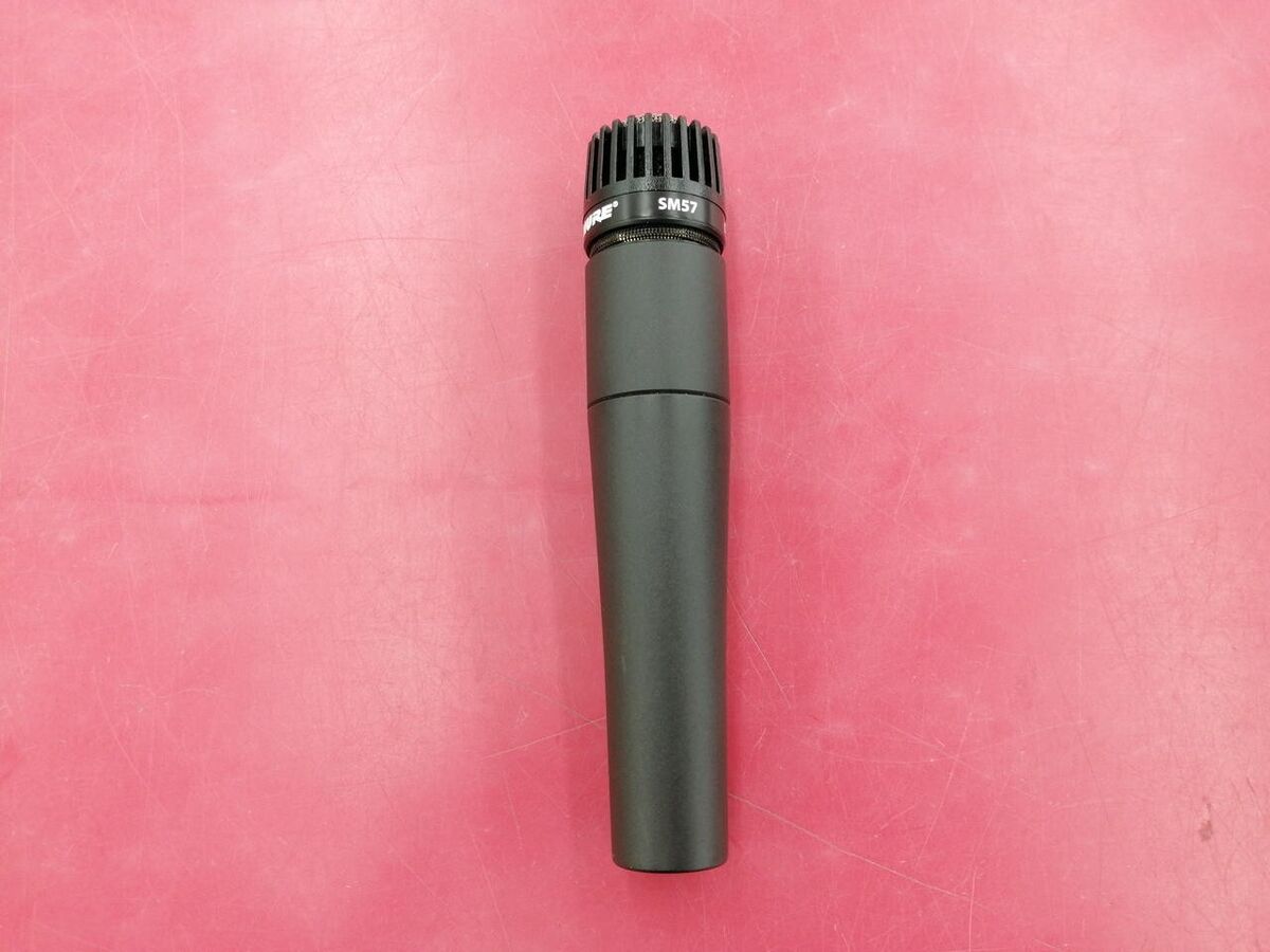SHURE SM57 Vintage Dynamic Cardioid Vocal Instrument SHURE SM57 Vintage Dynamic Cardioid Vocal Instrument