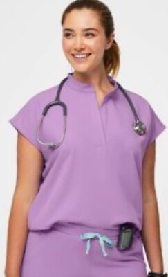 New Figs Rafaela Oversized Top Zamora Jogger Pant Scrub Set Lilac