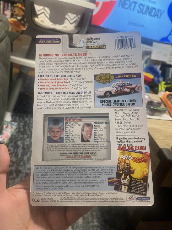 Johnny Lightning AMERICA'S FINEST Ford Crown Victoria NORTH CAROLINA HWY PATROL - Image 4 of 4