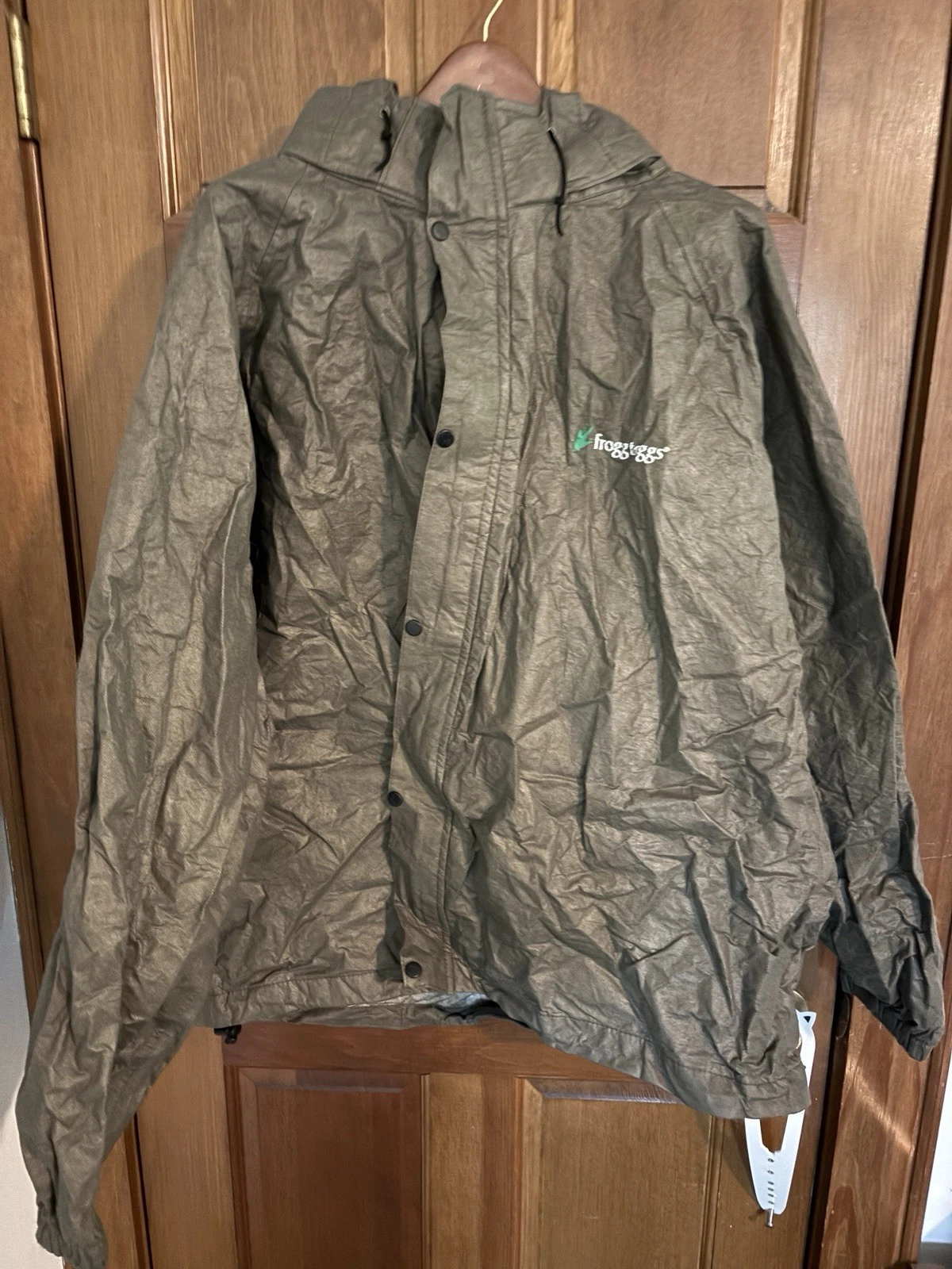 Frogg Toggs Green Rain Jacket - product detail image 1