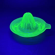 Vintage Green Depression Glass Uranium Glowing Juicer Reamer w/ Holes 