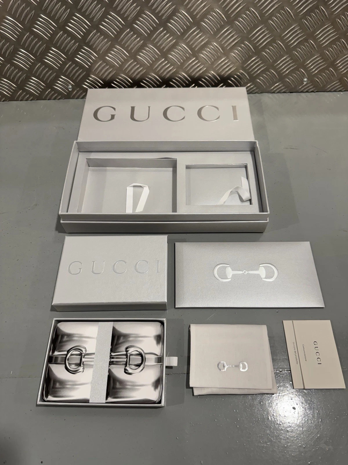 Gucci Horsebit Card Case & Playing Cards Set Silver Brand New Box Damaged 4