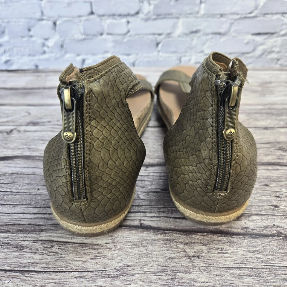 Sandalias Adrienne Vittadini Verde Piel de Serpiente Reptil 10 Plataforma Patrice CO Foto 4 de 4