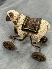 Spring Bobble head Sheep on Metal Wheels Tow Cart Bouncy Toy Reproduction Rolls