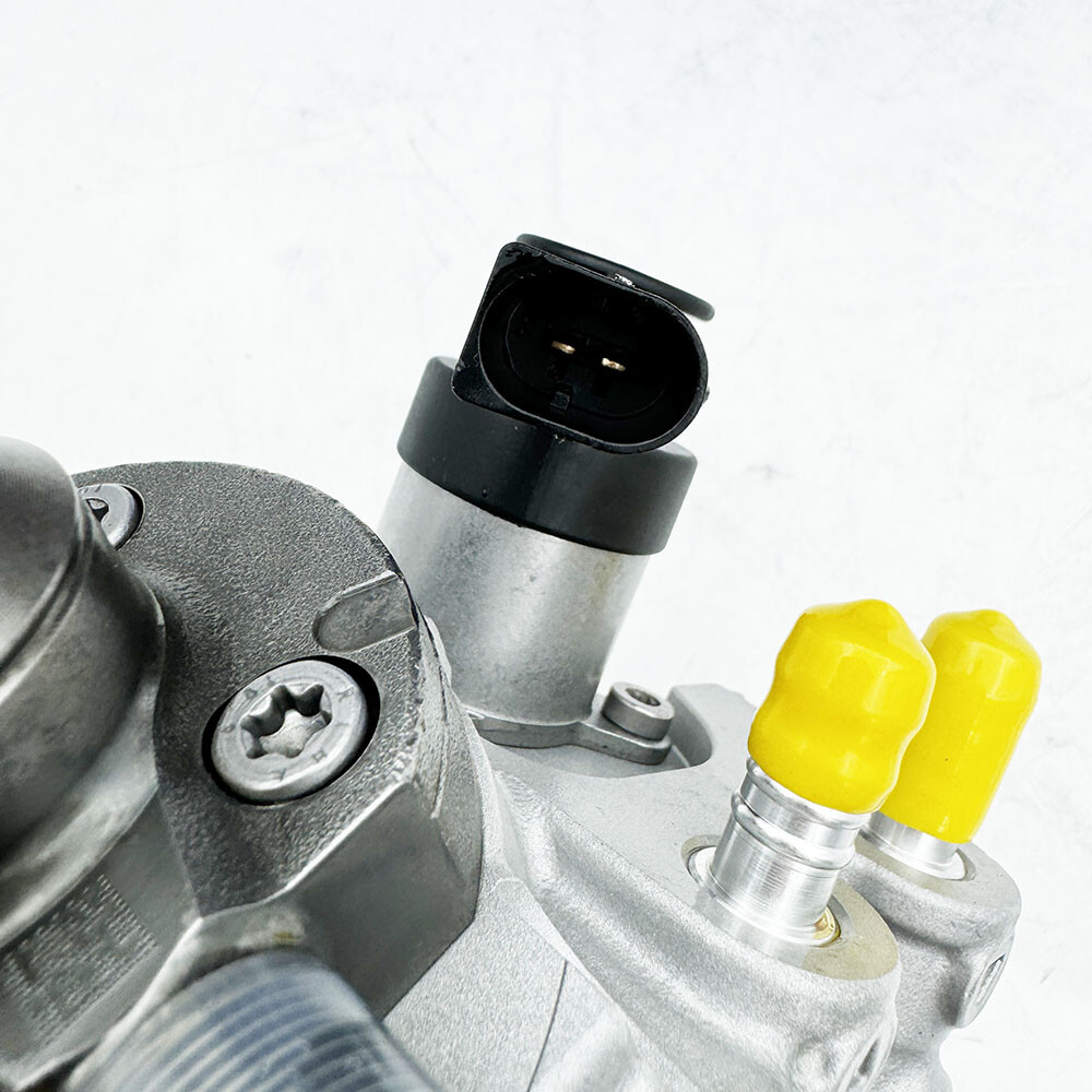 1x Fuel Injection Pump 03L130755 Fits For Bosch 0445010507 Audi VW Skoda 2.0 TDI